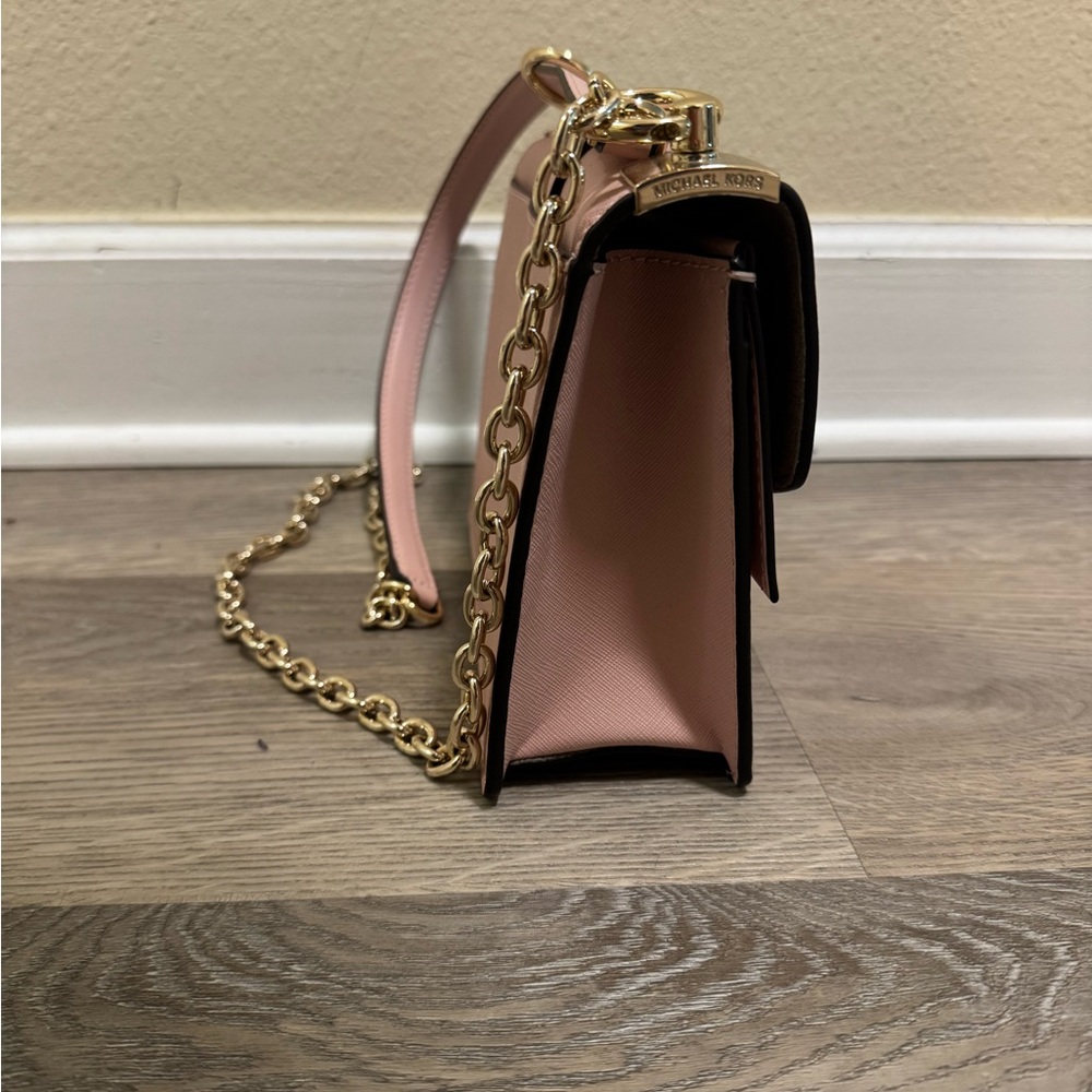 Michael Kors Blush Crossbody Bag with Gold Chain - Picture 3 of 5